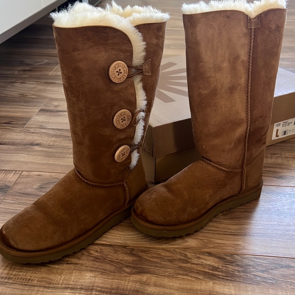 UGG Boots, Size 8